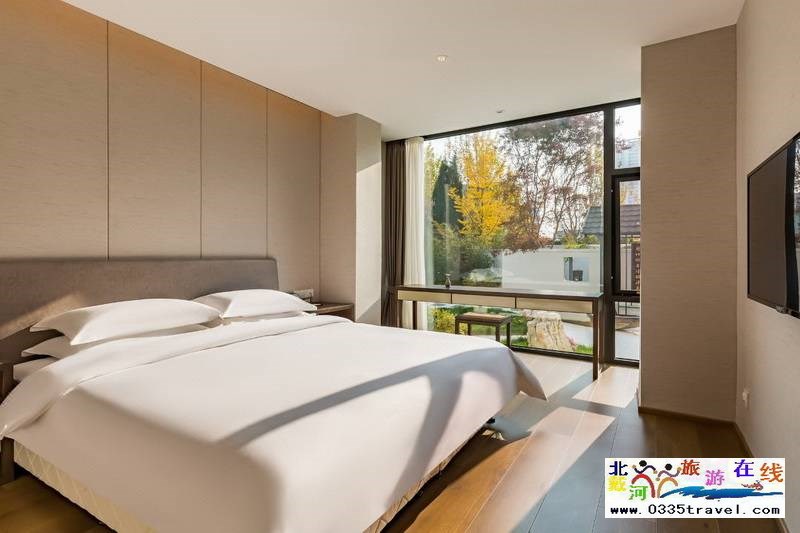 秦皇島燕山大學閑庭四藝酒店電話18633570222