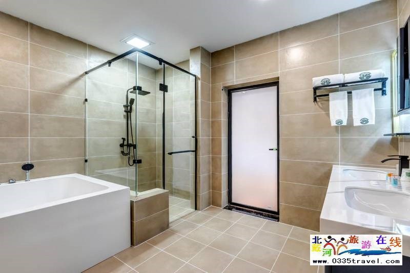 山海關(guān)古城十里楠舍酒店